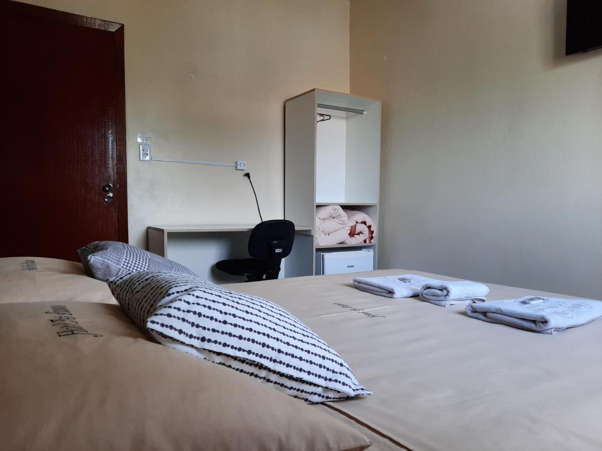 Hotel Tres Passos - Prox Ao Aeroporto E Rodoviaria Porto Alegre Exterior foto